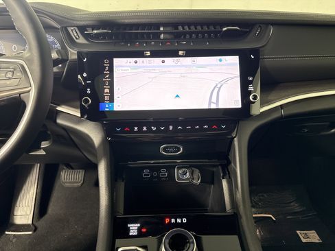 New 2026 Jeep Grand Cherokee Limited image 25