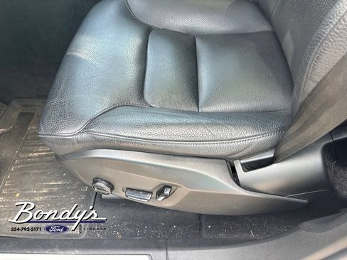 Used 2021 Volvo XC60 T6 Momentum w/ Premium Package AWD/4WD image 6