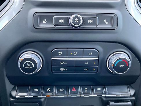 Used 2024 Chevrolet Silverado 1500 Custom RWD image 32