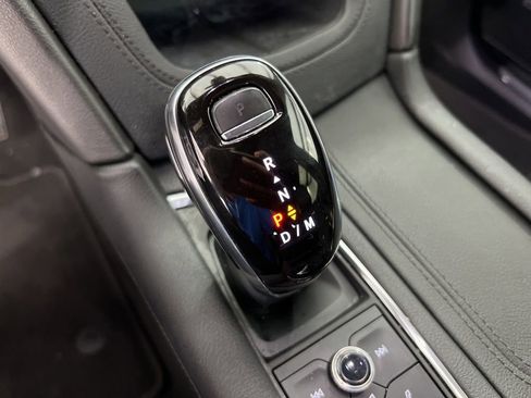 Used 2020 Cadillac XT5 Premium Luxury FWD image 14