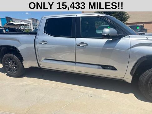 Used 2023 Toyota Tundra Platinum AWD/4WD image 2