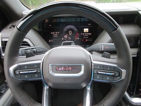 New 2026 GMC Yukon XL Elevation w/ Elevation Premium Package RWD image 34