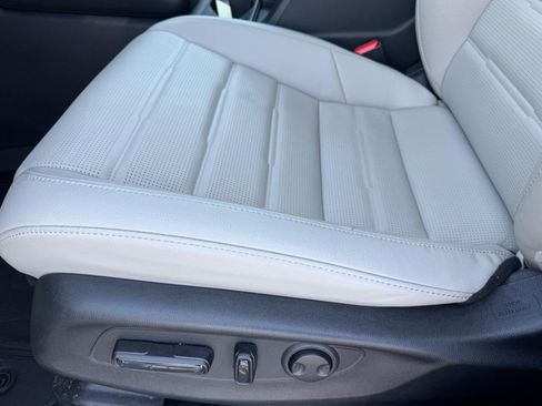 Certified 2026 Honda CR-V EX-L image 16