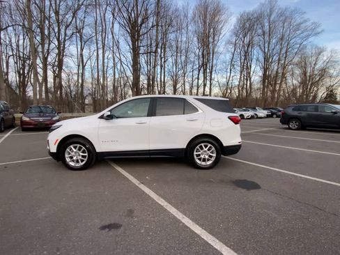 Used 2022 Chevrolet Equinox LT image 12