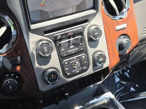 Used 2015 Ford F250 Lariat AWD/4WD image 23