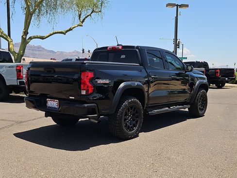 Used 2025 Chevrolet Colorado Trail Boss AWD/4WD image 5