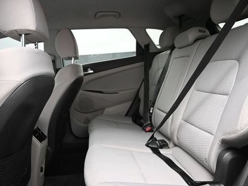 Used 2021 Hyundai Tucson SEL w/ Winter Weather Package FWD image 18