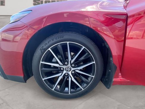 Used 2021 Toyota Camry SE w/ Cold Weather Package AWD/4WD image 14