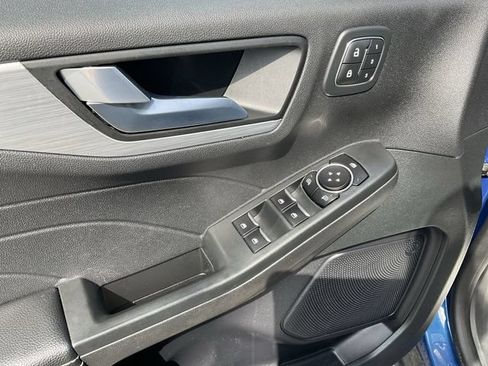 Certified 2023 Ford Escape Platinum AWD/4WD image 14