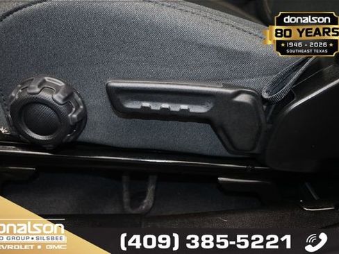Used 2025 Jeep Wrangler Sport AWD/4WD image 7