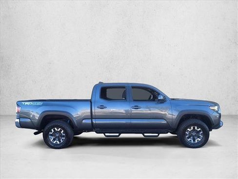 Certified 2023 Toyota Tacoma TRD Off-Road w/ Black Out Package (TMS) image 4