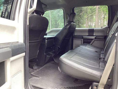 Used 2016 Ford F150 XLT AWD/4WD image 16