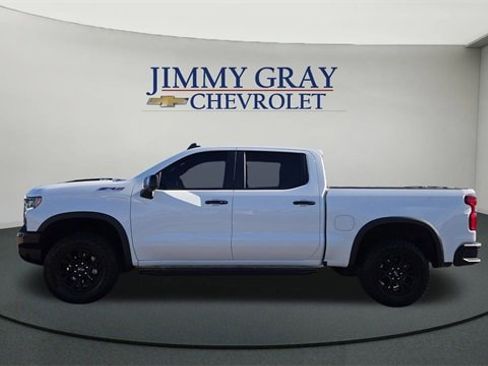 Used 2023 Chevrolet Silverado 1500 ZR2 w/ Technology Package image 6