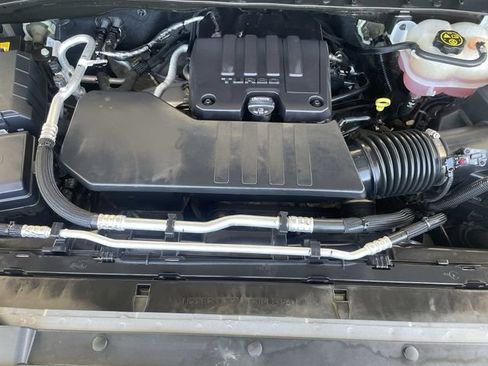 Used 2022 Chevrolet Silverado 1500 Custom w/ Safety Confidence Package AWD/4WD image 26