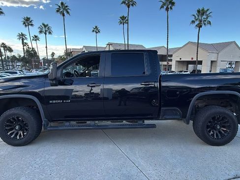 Used 2022 Chevrolet Silverado 2500 LT w/ Advanced Trailering Package image 6