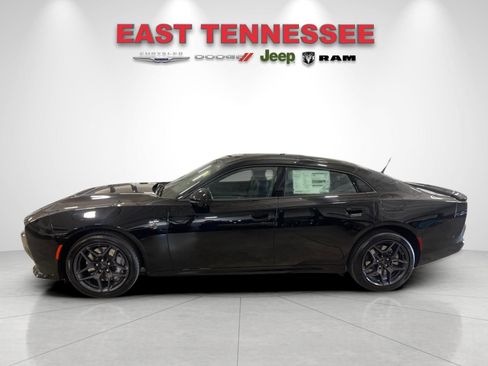 New 2027 Dodge Charger Scat Pack w/ Blacktop Package AWD/4WD image 6