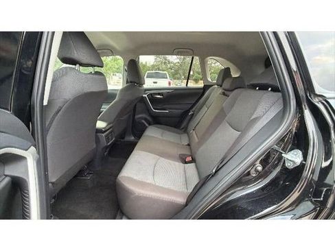 Certified 2025 Toyota RAV4 XLE FWD image 34