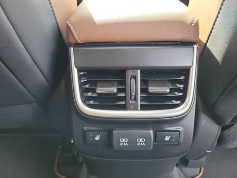 Used 2022 Subaru Outback Touring XT image 34