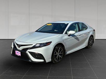 Used 2024 Toyota Camry SE w/ Cold Weather Package