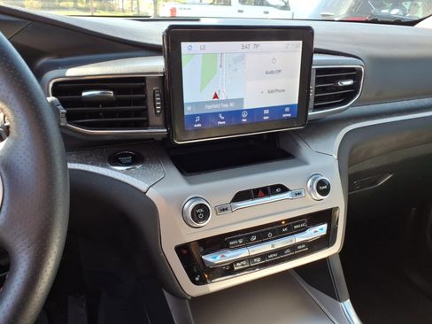 Used 2023 Ford Explorer Timberline AWD/4WD image 8