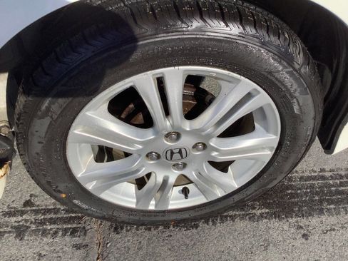 Used 2010 Honda Fit Sport image 19