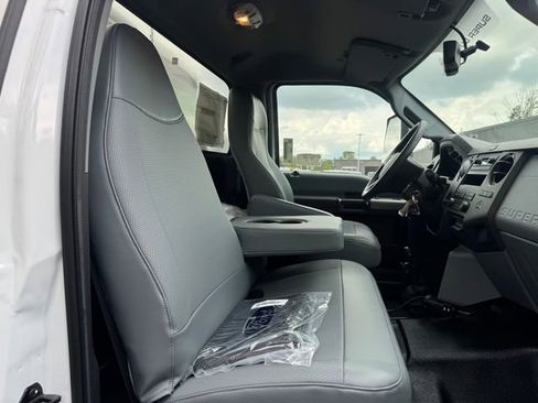 New 2026 Ford F750 2WD Regular Cab Super Duty image 18