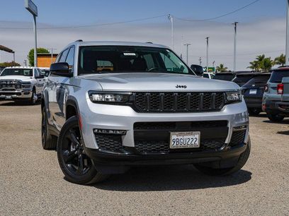 Used 2022 Jeep Grand Cherokee L Limited w/ Black Appearance Package