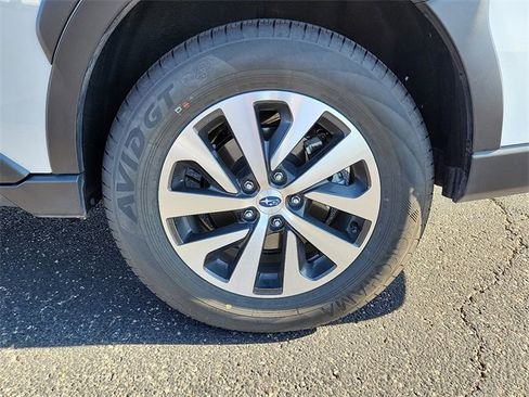 Certified 2025 Subaru Outback image 7