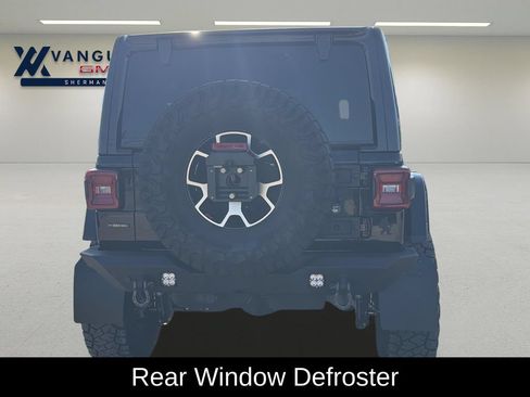 Used 2023 Jeep Wrangler Unlimited Rubicon w/ LED Lighting Group AWD/4WD image 5