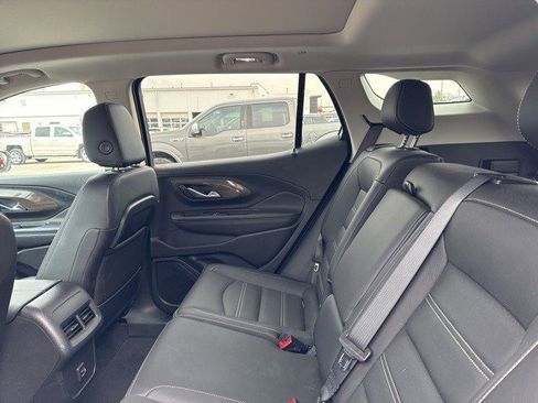 Used 2024 GMC Terrain Denali image 10