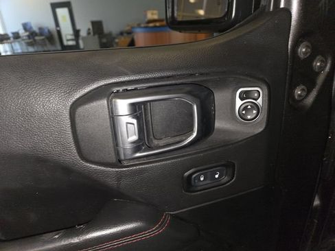 Used 2020 Jeep Gladiator Rubicon AWD/4WD image 13