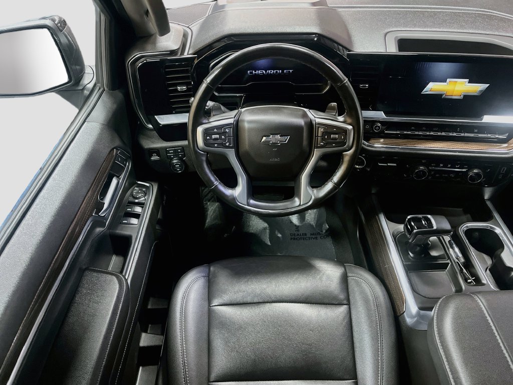 Used 2024 Chevrolet Silverado 1500 RST w/ Redline Edition AWD/4WD image 23