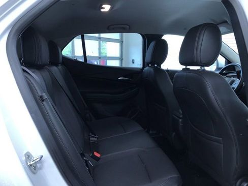 Used 2025 Buick Encore GX Preferred AWD/4WD image 22