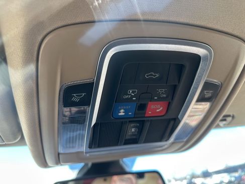 Used 2020 RAM 1500 Limited image 24