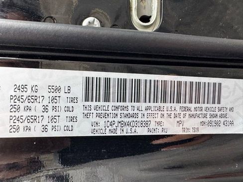 Used 2019 Jeep Cherokee Trailhawk w/ Cold Weather Group image 11