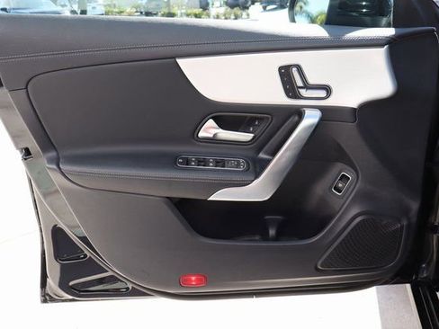 Used 2025 Mercedes-Benz CLA 250 image 26