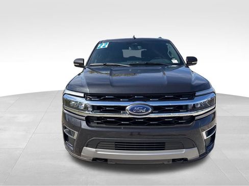 Used 2022 Ford Expedition Limited image 8
