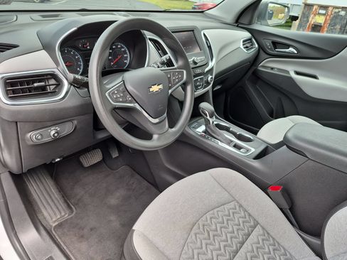 Certified 2022 Chevrolet Equinox LS AWD/4WD image 10
