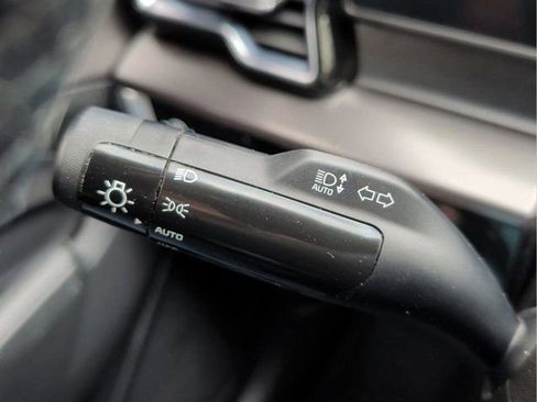 Used 2023 Kia Sportage EX FWD image 28