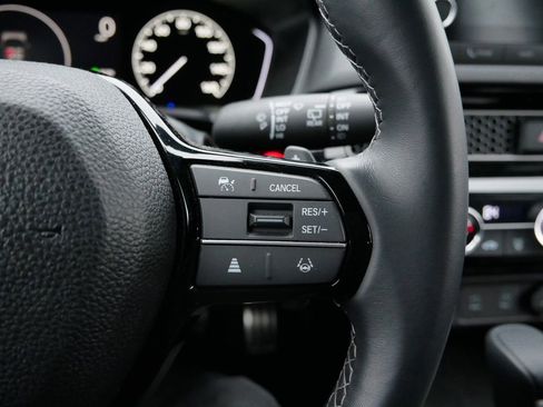 Used 2025 Honda Civic Sport image 27