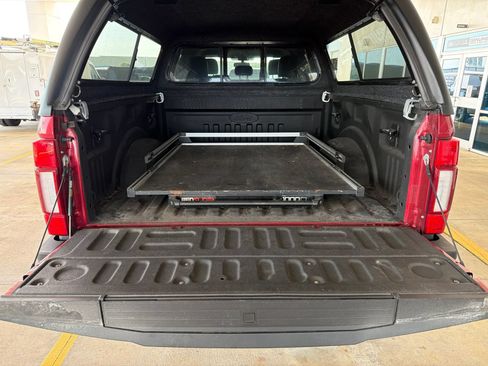 Used 2022 Ford F250 Lariat w/ Black Appearance Package AWD/4WD image 10