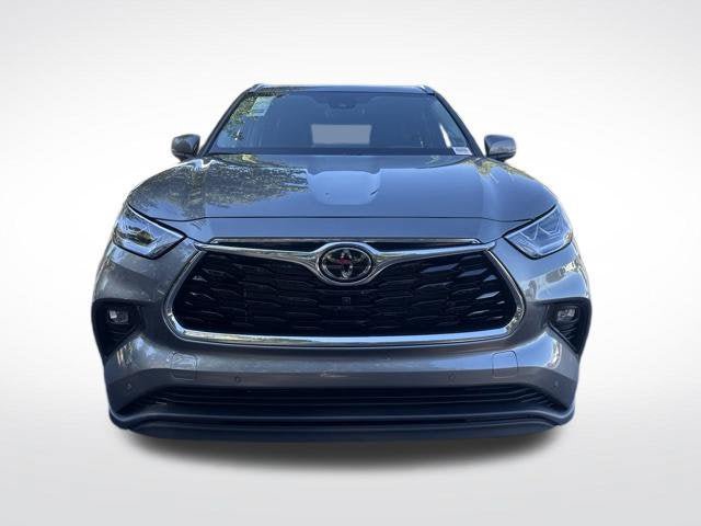 New 2026 Toyota Highlander Limited AWD/4WD image 13