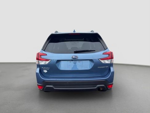 Used 2021 Subaru Forester Premium AWD/4WD image 5