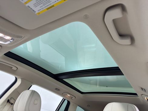 Used 2021 Mercedes-Benz GLS 580 4MATIC image 12