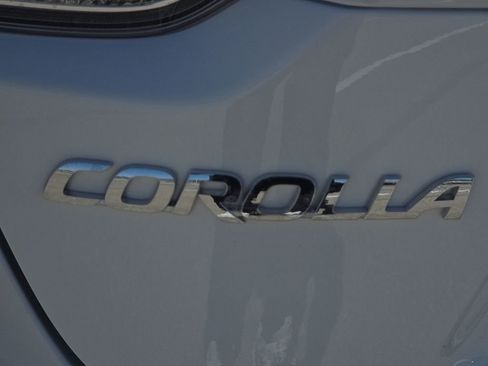New 2026 Toyota Corolla SE FWD image 11