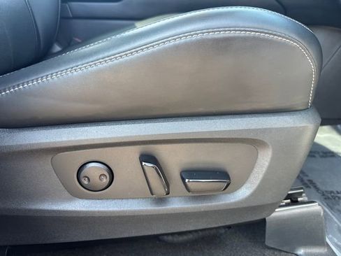 Used 2023 INFINITI QX60 Luxe image 16