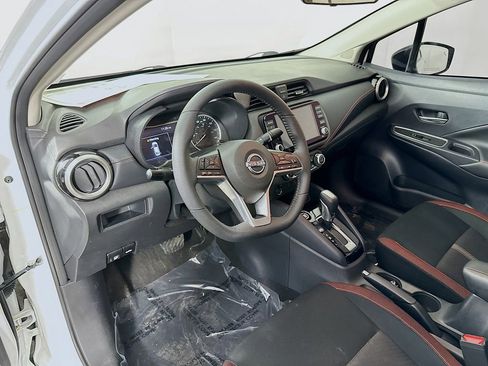 Certified 2025 Nissan Versa SR w/ Trunk Package FWD image 15
