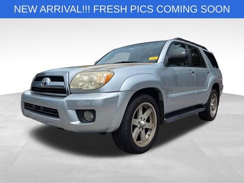 Used 2008 Toyota 4Runner SR5 w/ SR5 Extra Value Pkg 1 RWD image 14