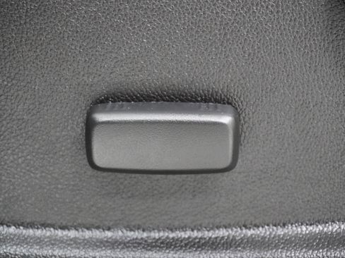 Used 2016 Chevrolet Colorado W/T w/ WT Convenience Package image 15