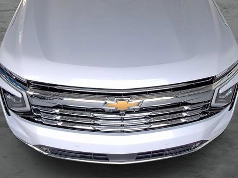 New 2026 Chevrolet Suburban Premier w/ Sun And Tow Package image 18